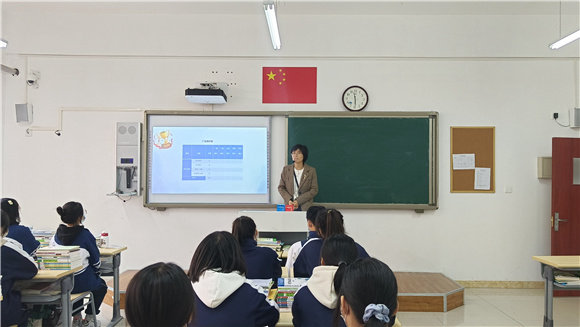 引領示范  潤物無聲——石家莊財經(jīng)商貿(mào)學?！肮歉伞⒚麕熓痉墩n”活動圓滿結(jié)束